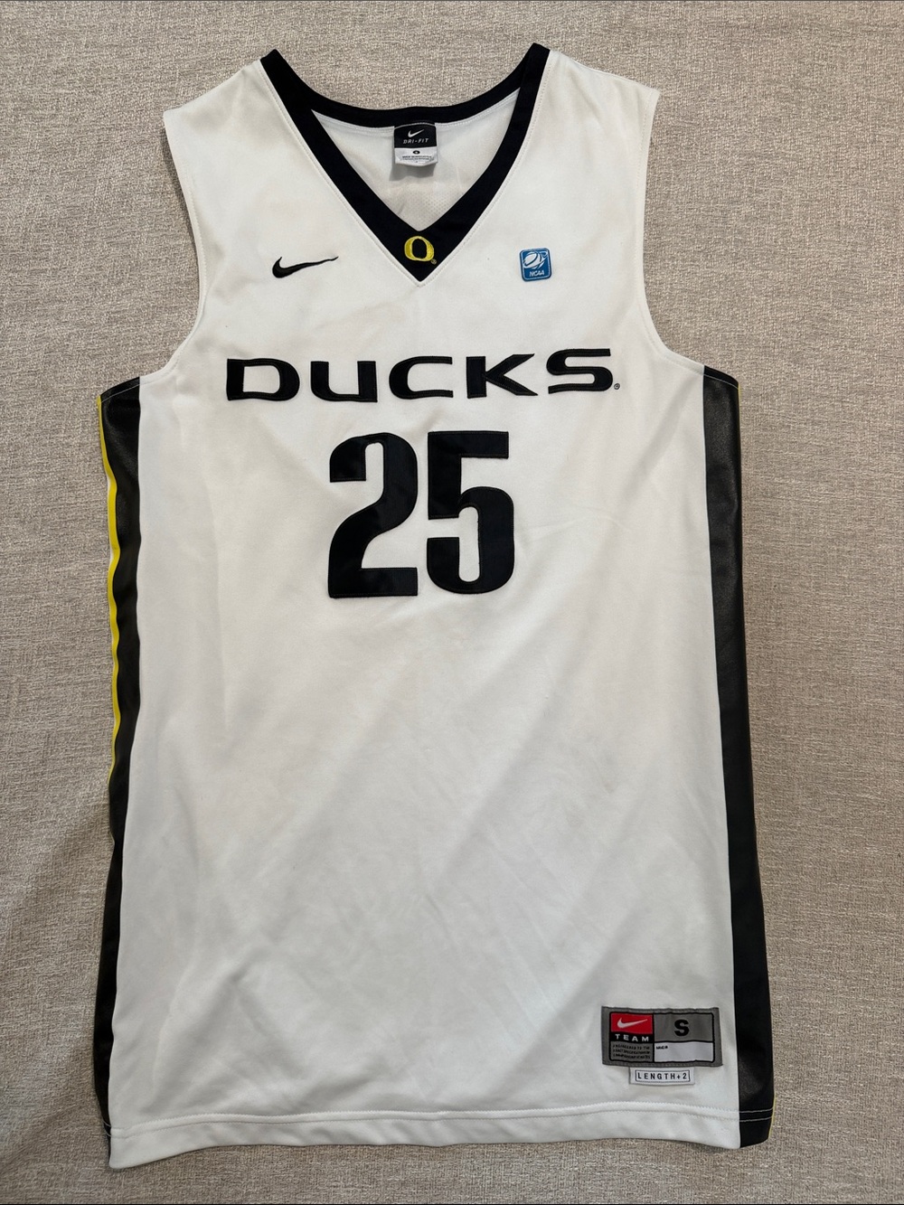 Nike Oregon Ducks #25 Basketball Jersey